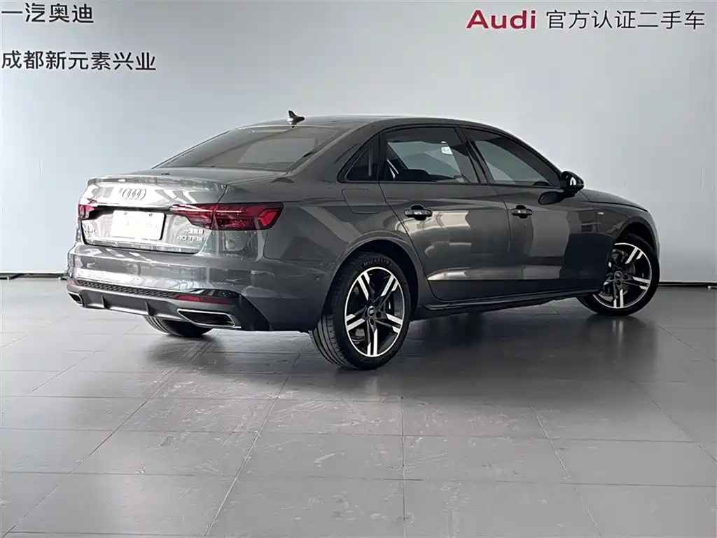 Audi A4L 2023 — фото 4