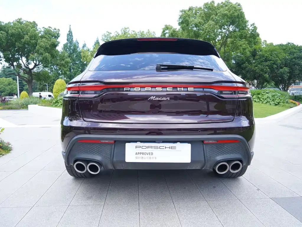 Porsche Macan 2023 — фото 19