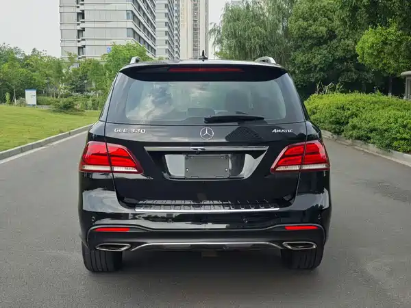 Mercedes-Benz GLE 2015