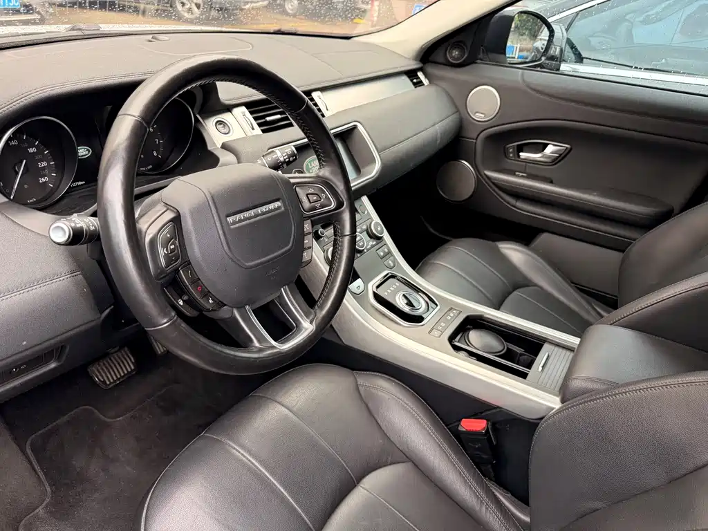 Land Rover Range Rover Evoque 2018 — фото 7