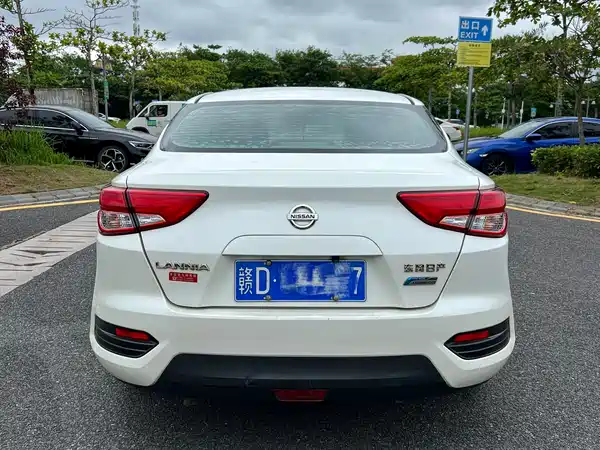 Nissan Bluebird 2020
