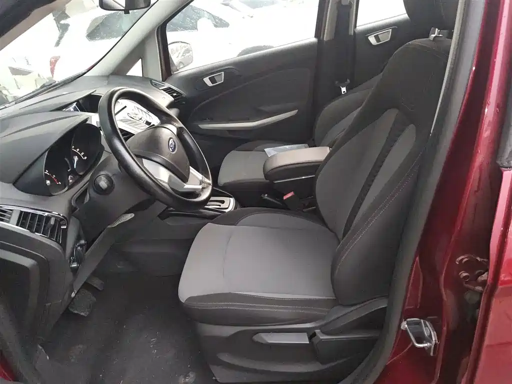 Ford Ecosport 2016 — фото 7
