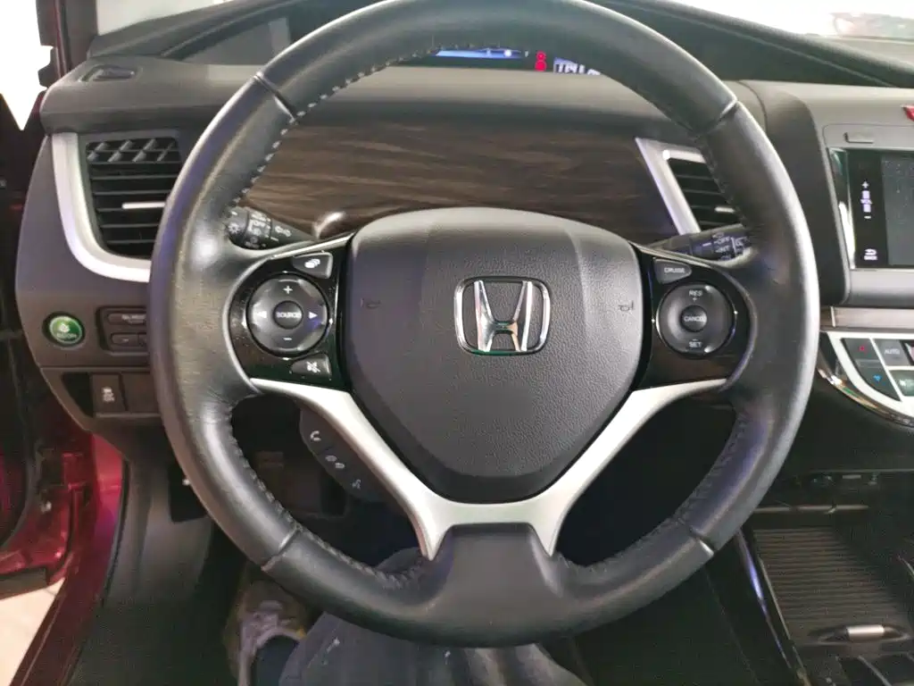 Honda Jade 2018 — фото 7