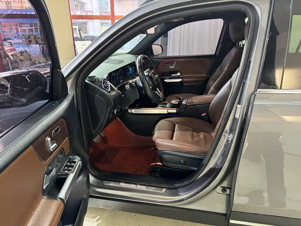 Mercedes-Benz GLB 2020 — фото 13