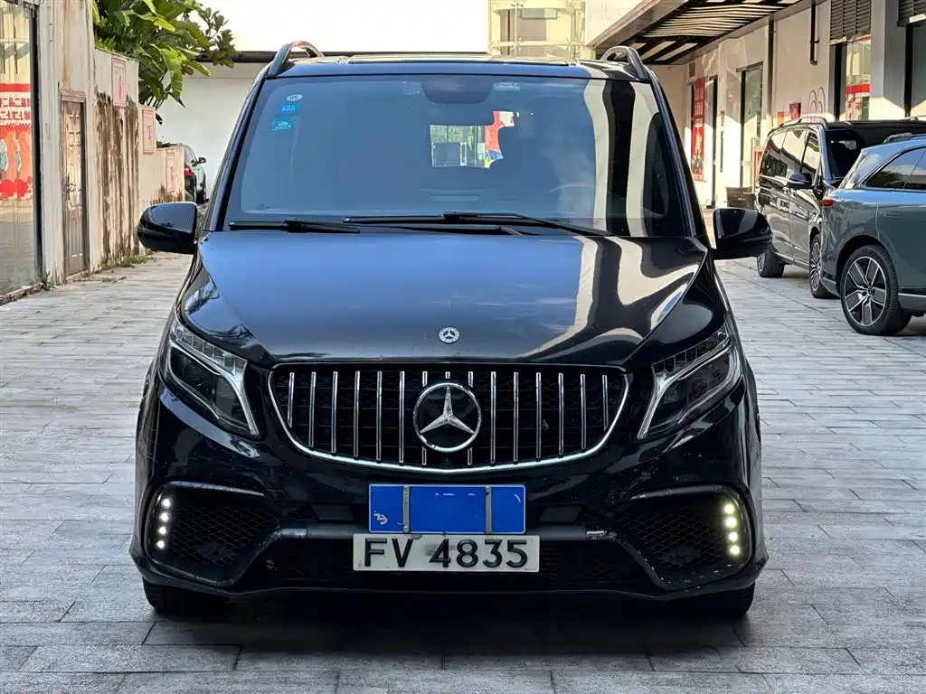 Mercedes-Benz V-Class 2019 — фото 2