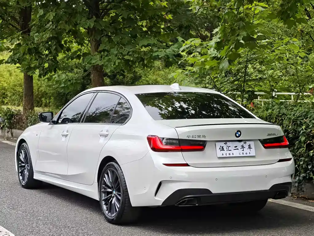 BMW 3 Series 2021 — фото 12