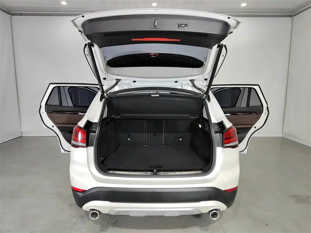 BMW X1 2019 — фото 16