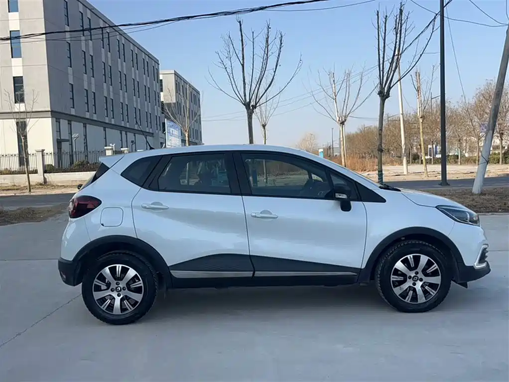 Renault Captur 2019 — фото 19