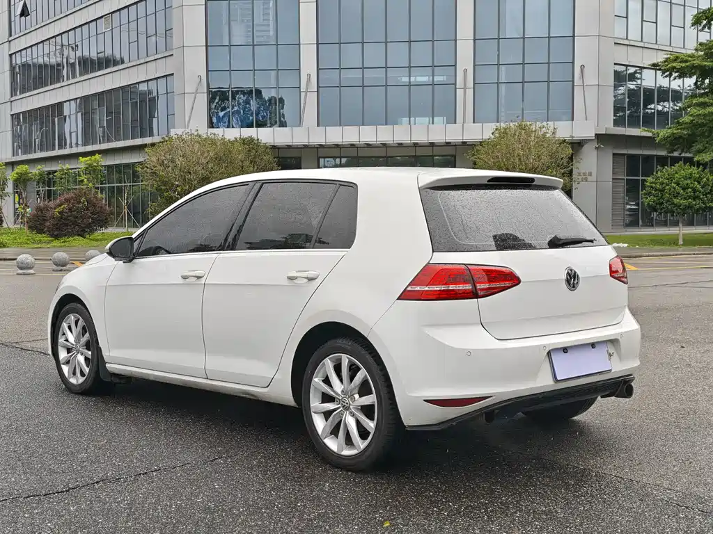 Volkswagen Golf 2015 — фото 14