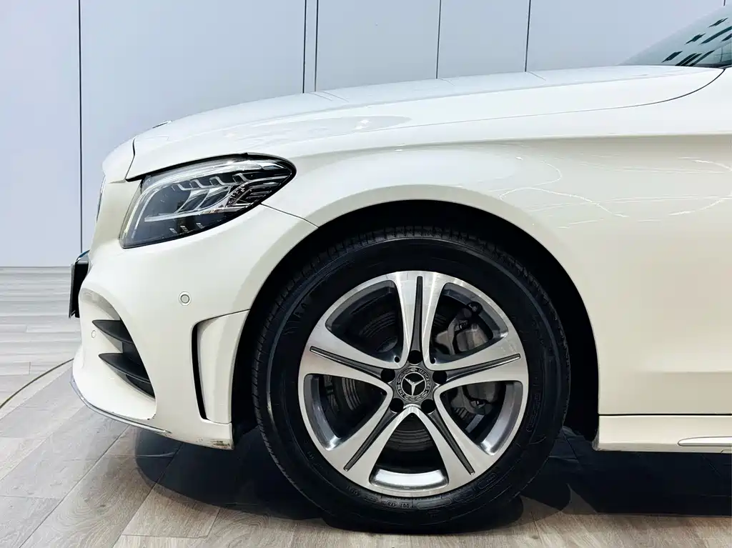 Mercedes-Benz C-Class 2020 — фото 27