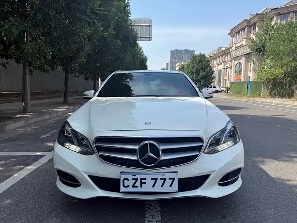 Mercedes-Benz E-Class 2015