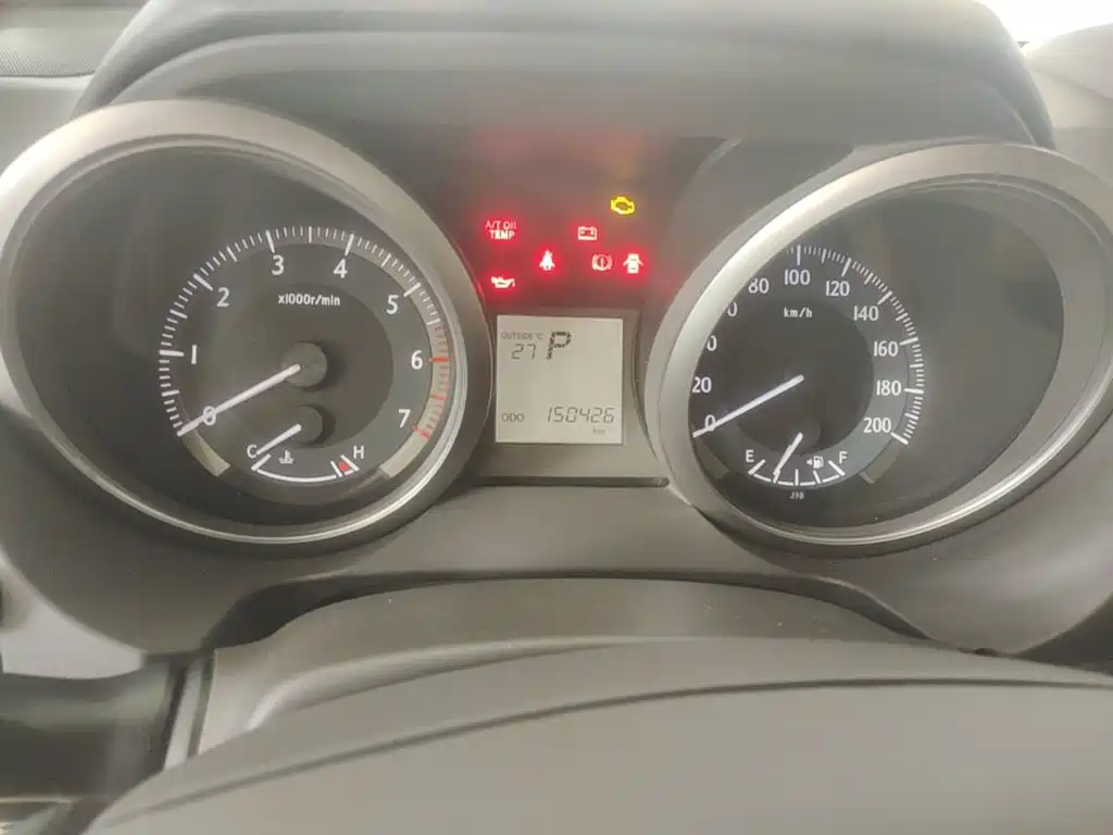 Toyota Prado 2016 — фото 12