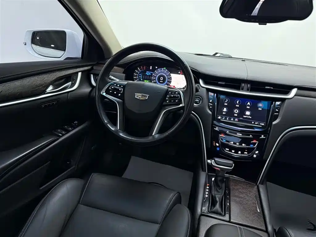 Cadillac XTS 2018 — фото 9
