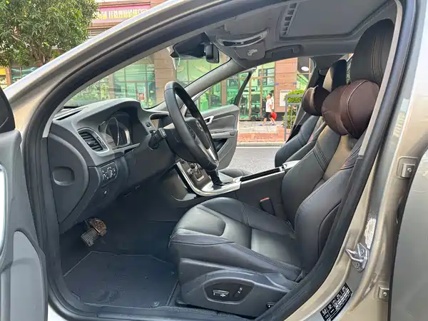 Volvo S60 2016