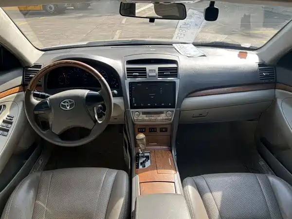 Toyota Camry 2010