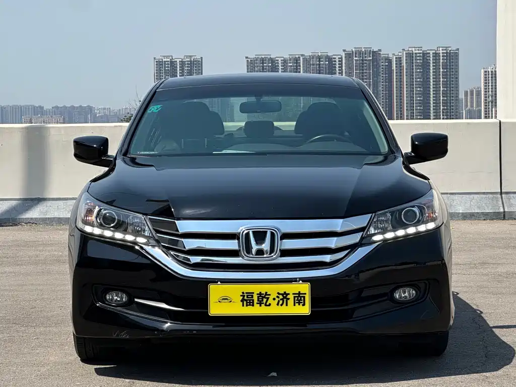 Honda Accord 2016 — фото 2