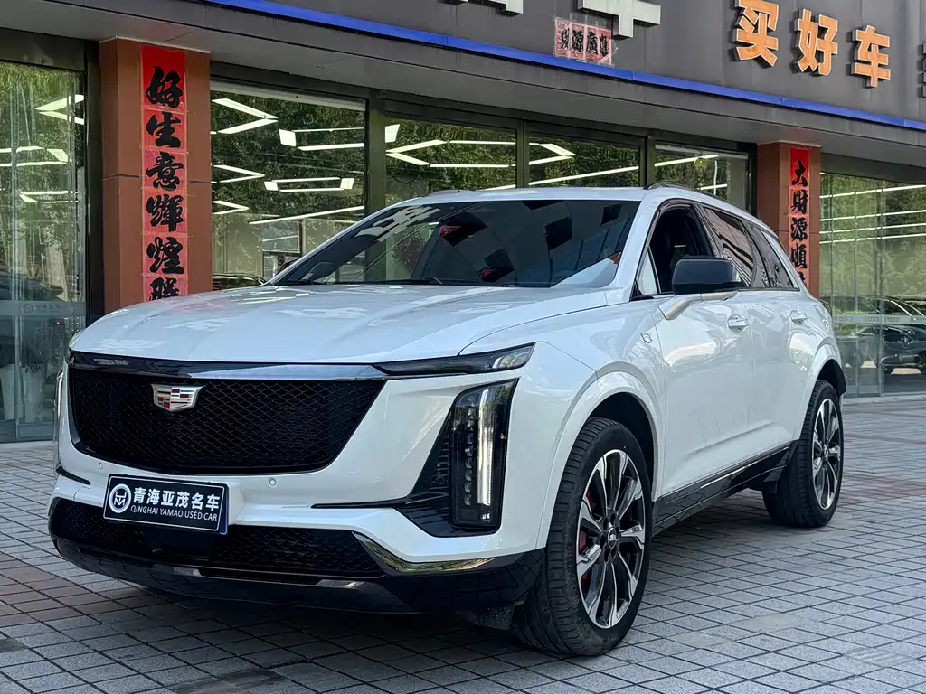 Cadillac XT5 2024 — фото 1