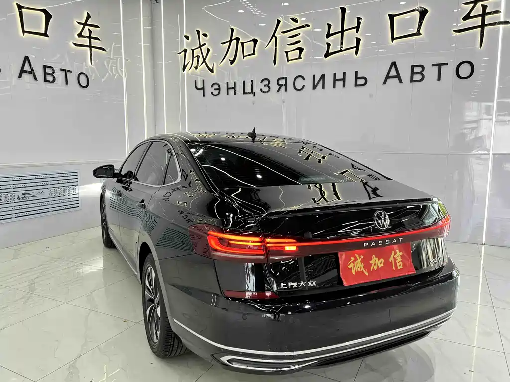 Volkswagen Passat 2023 — фото 6