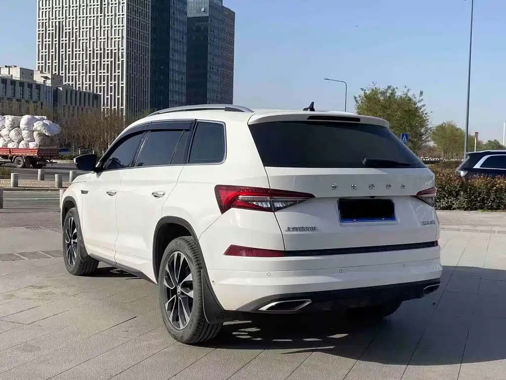 Skoda Kodiaq 2022 — фото 7