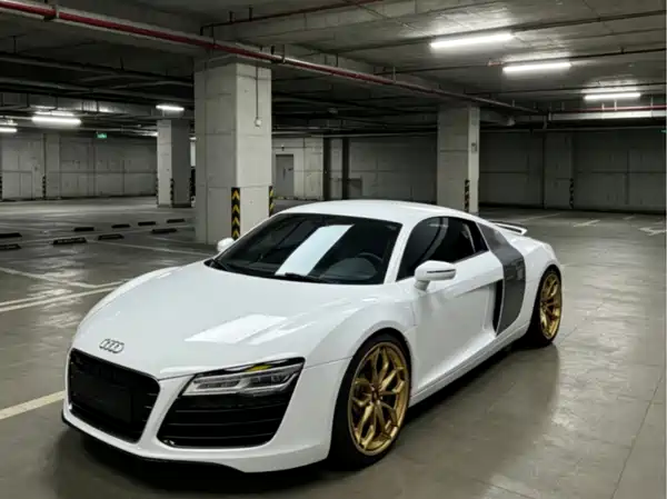 Audi R8 2015