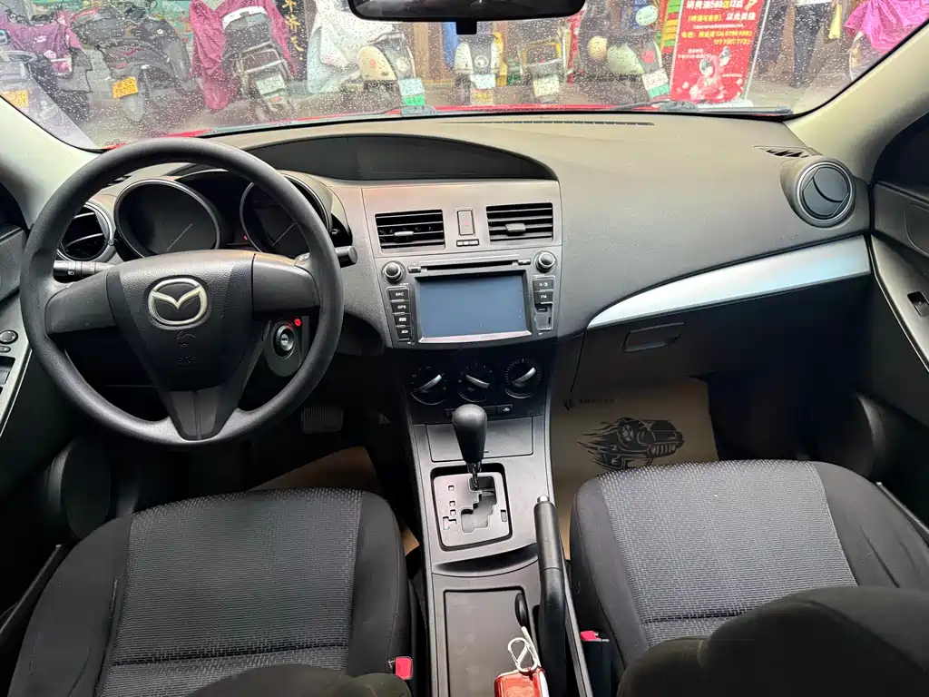 Mazda 3 Xingcheng 2012