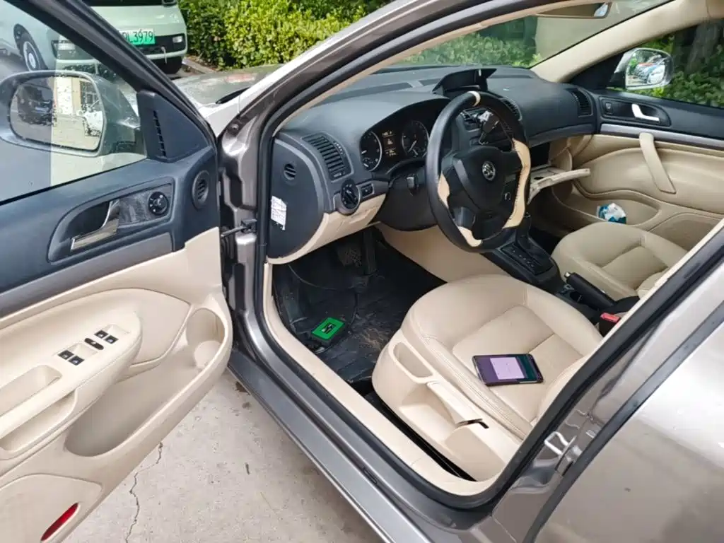 Skoda Octavia 2015 — фото 16