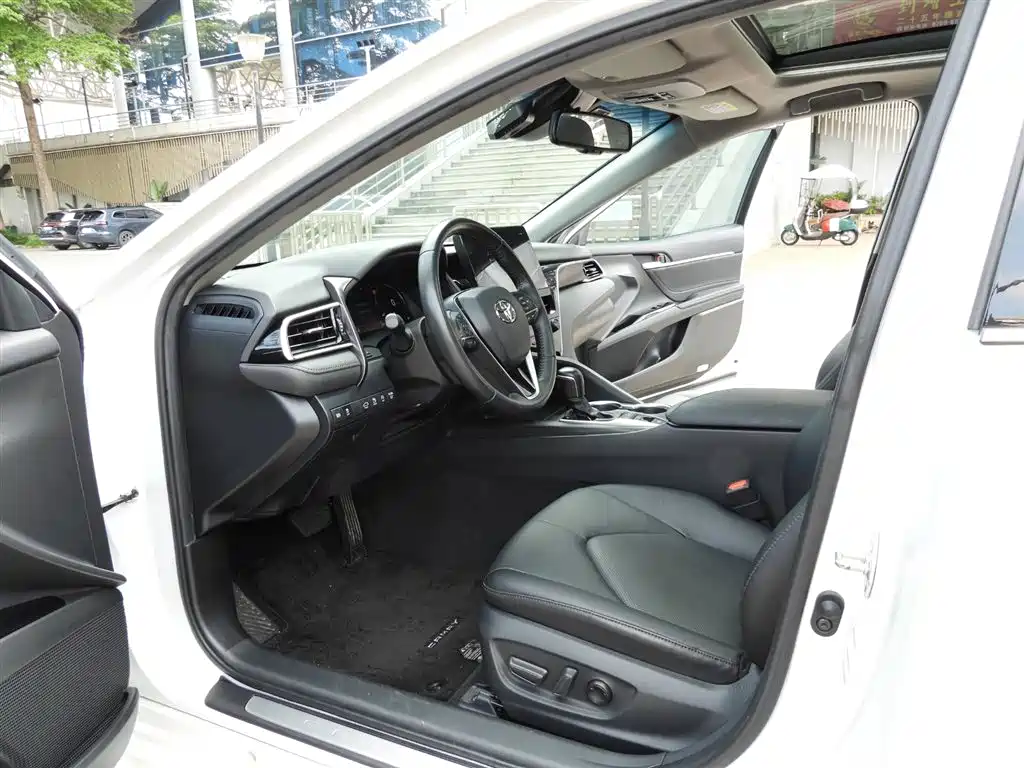 Toyota Camry 2022
