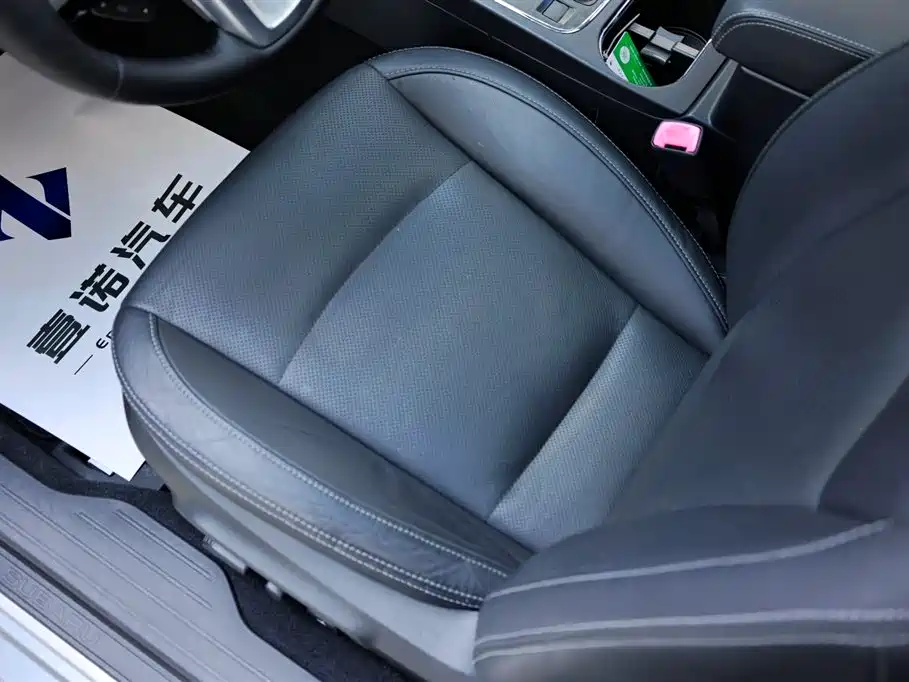 Subaru Legacy 2016 — фото 27