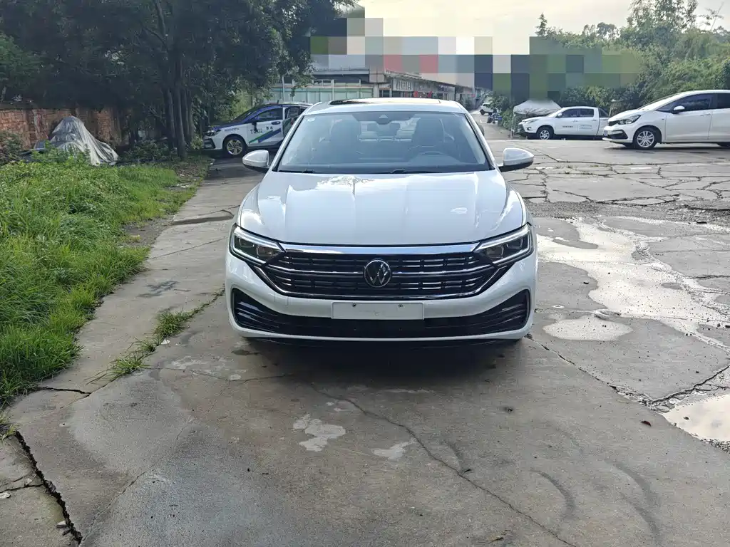 Volkswagen Sagitar 2023