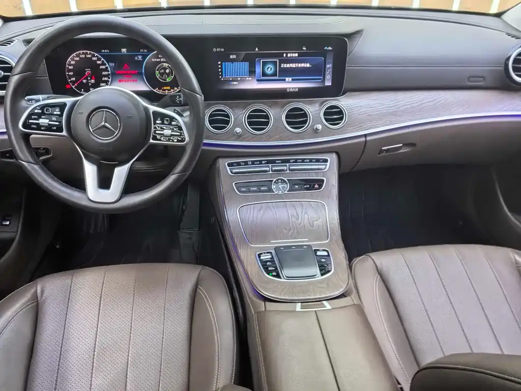 Mercedes-Benz E-Class 2019 — фото 8