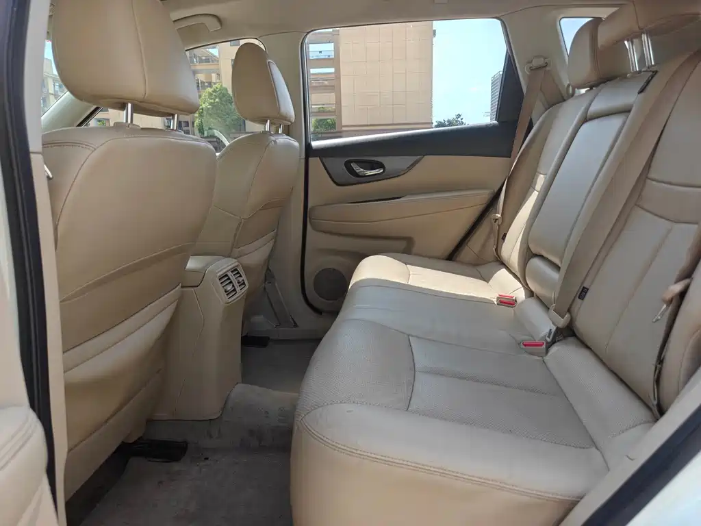 Nissan X-Trail 2015 — фото 15