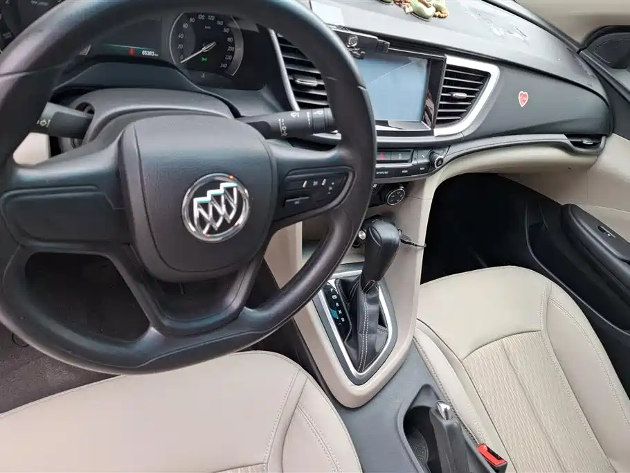 Buick Excelle 2017 — фото 11