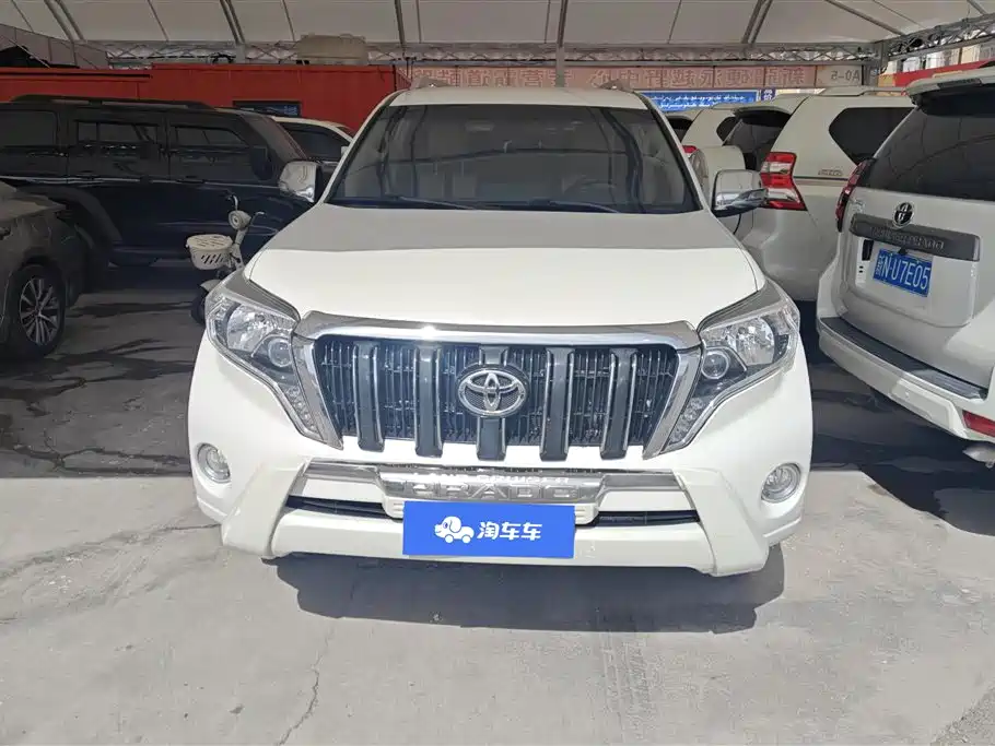 Toyota Prado 2017 — фото 2