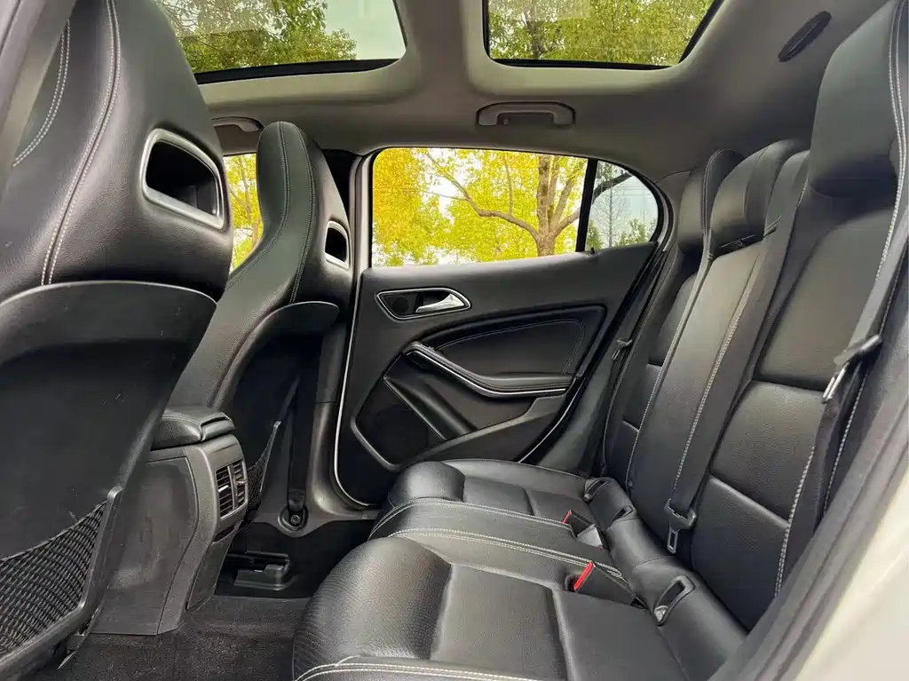 Mercedes-Benz GLA 2019 — фото 12