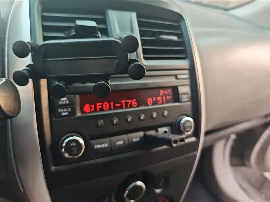 Nissan Sunny 2019 — фото 13