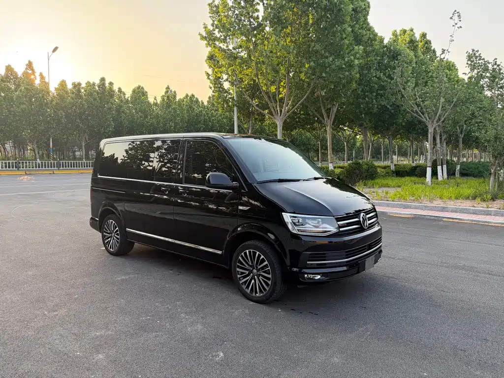 Volkswagen Multivan 2019 — фото 3