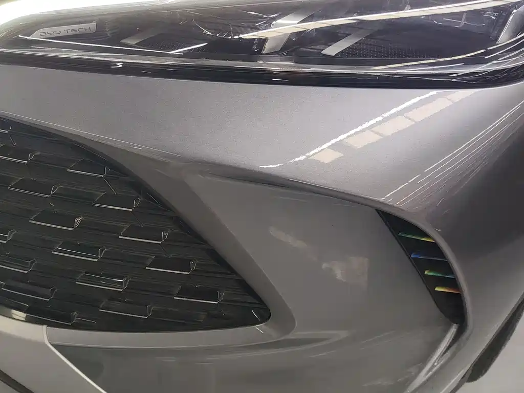 BYD L DM-i 2025 — фото 10