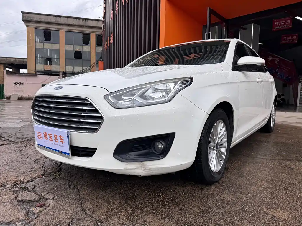 Ford Escort 2017