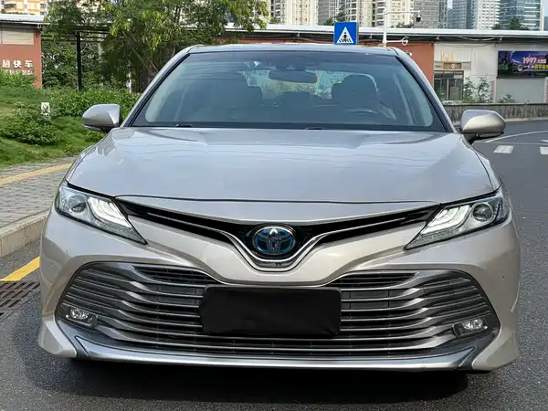 Toyota Camry 2019