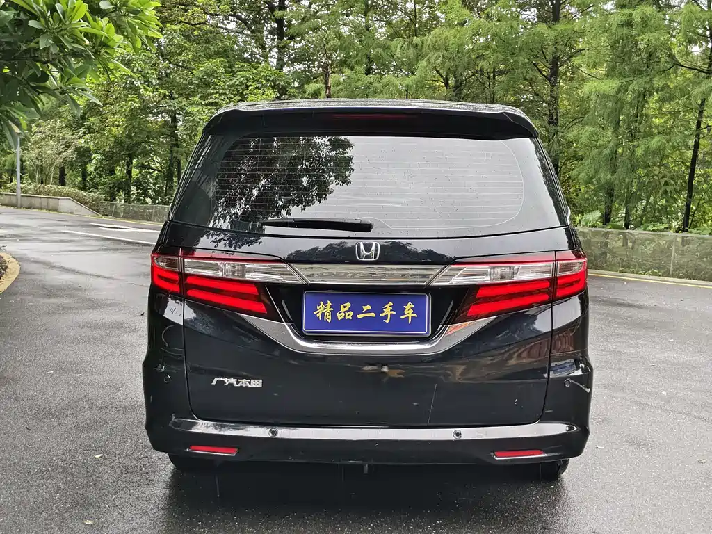 Honda Odyssey 2017 — фото 6