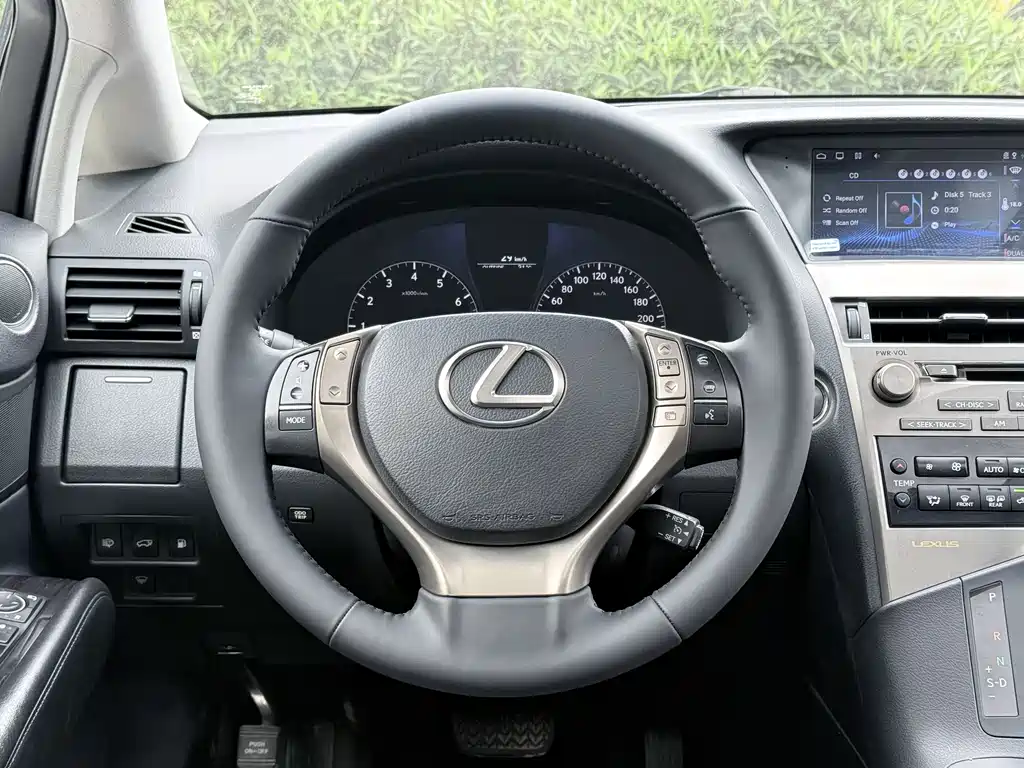 Lexus RX Classic 2012 — фото 10