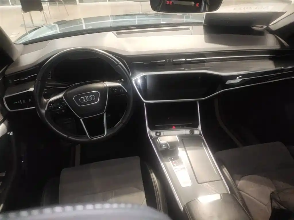 Audi A6L 2023 — фото 16