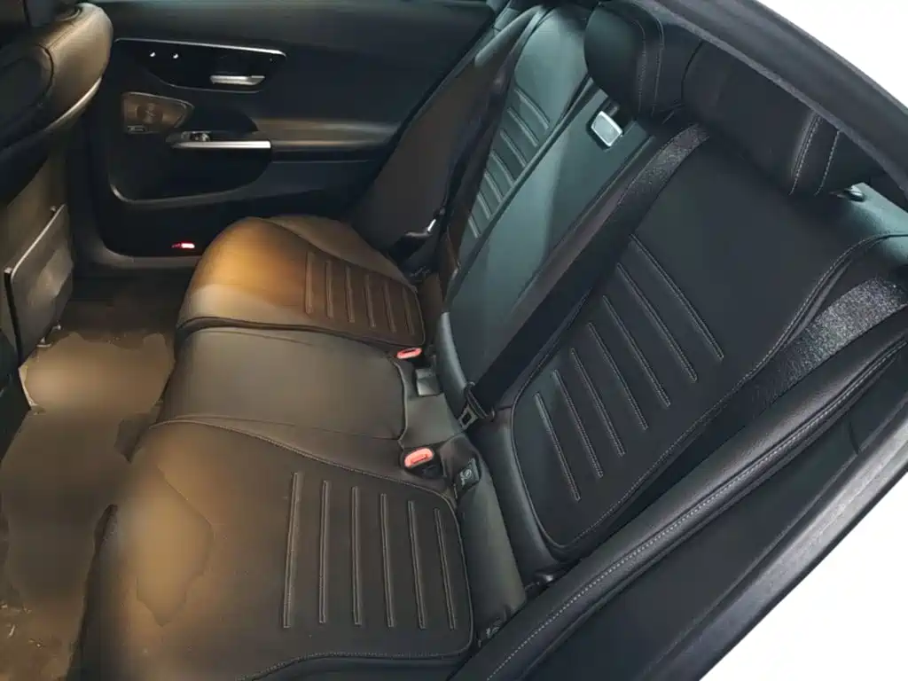 Mercedes-Benz C-Class 2022 — фото 17