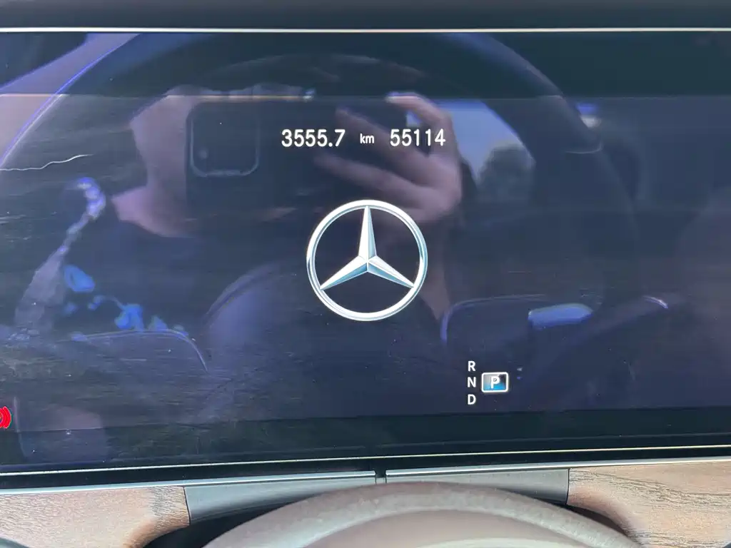 Mercedes-Benz E-Class 2022 — фото 13