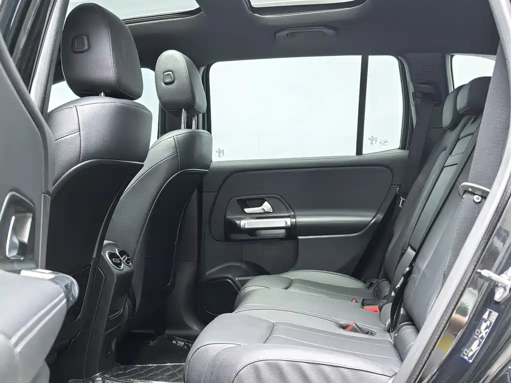 Mercedes-Benz GLB 2022 — фото 14