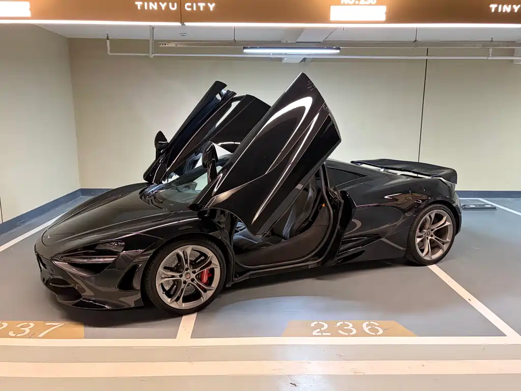 McLaren 720S 2019 — фото 2