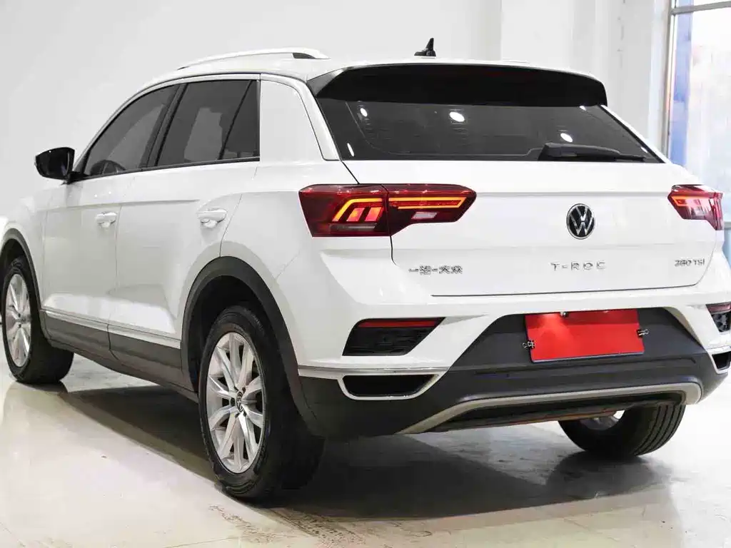 Volkswagen T-Roc 2022 — фото 7