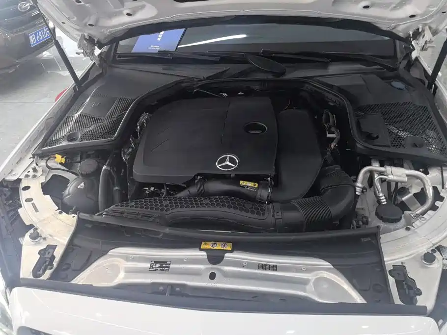 Mercedes-Benz C-Class 2019 — фото 10
