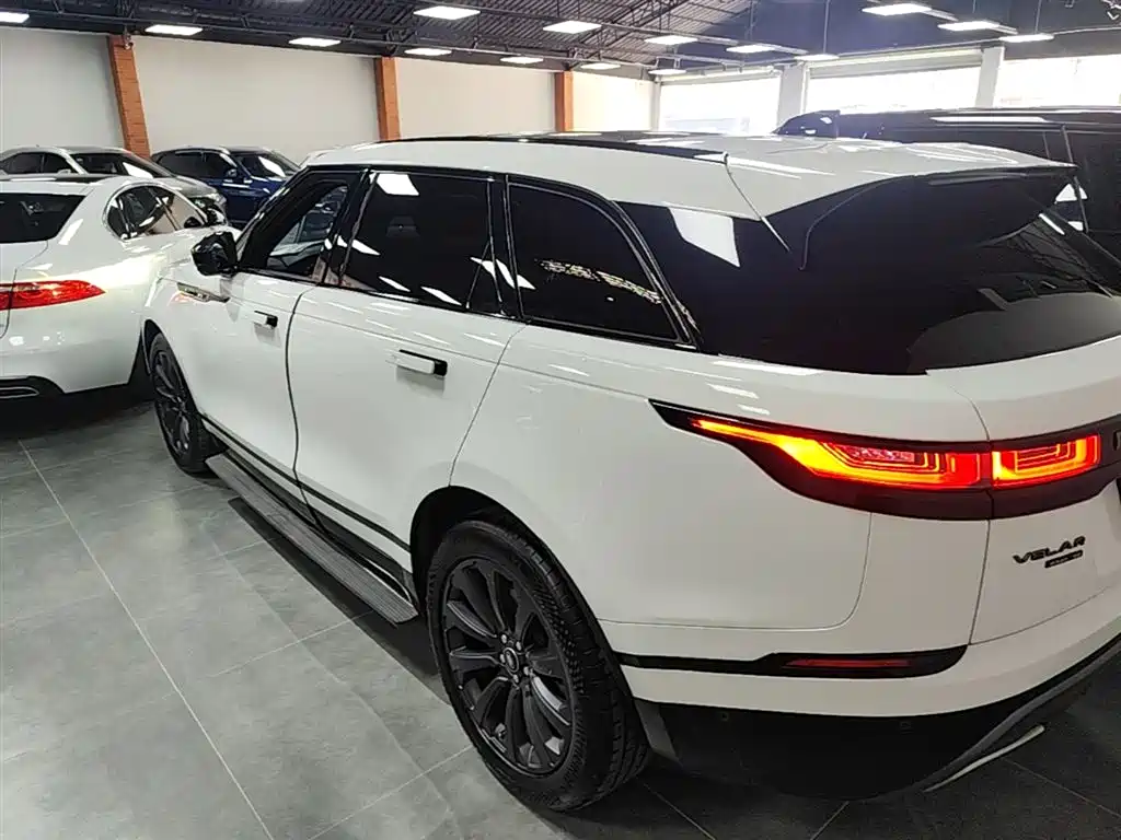 Land Rover Velar 2021 — фото 5