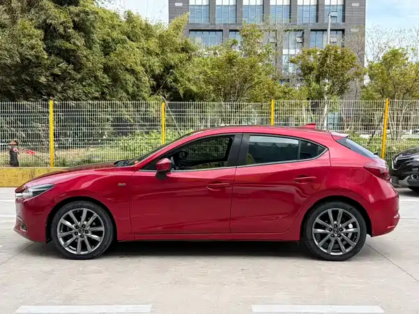 Mazda 3 Axela 2017